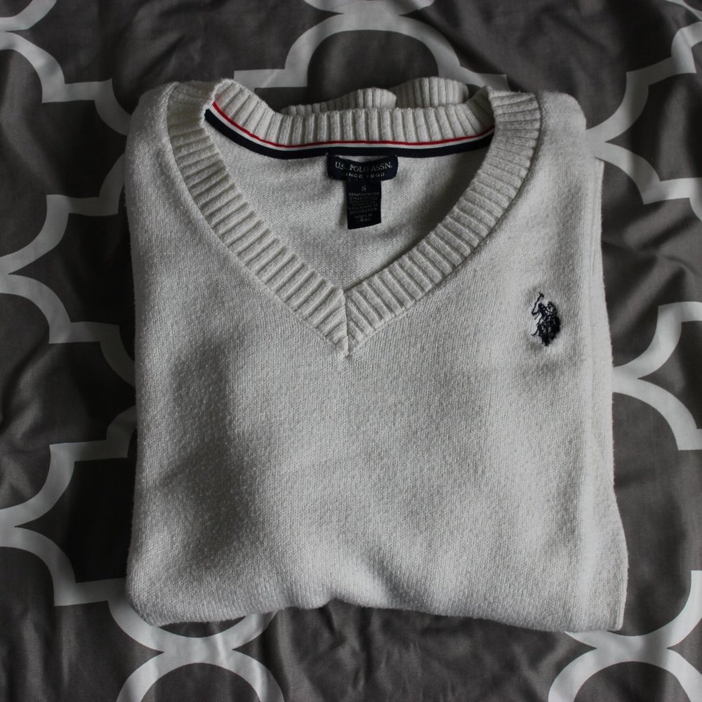 White U.S Polo Assn. Sweater
